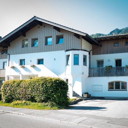 Haus Amberger Apartment Bayerisch Gmain Exterior photo